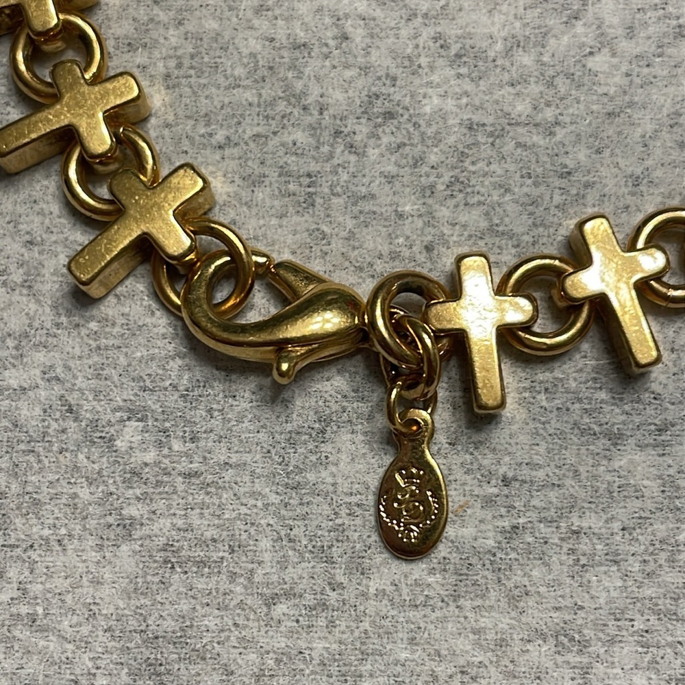 Beautiful Premier Designs Gold Tone Linked Crosses Religion Bracelet - Picture 2 of 5